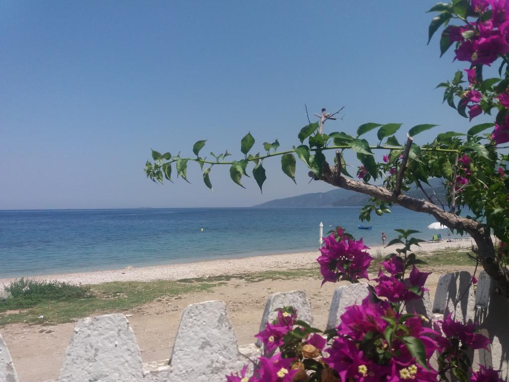 Per Mare Villa Loutra Oraias Elenis Exterior photo